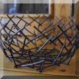 K53. Wire bread bowl.